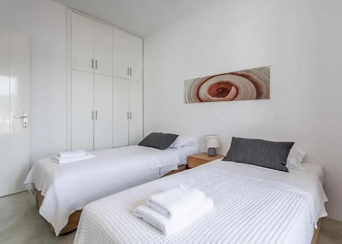 Litsa Malli Apartmán Pollonia