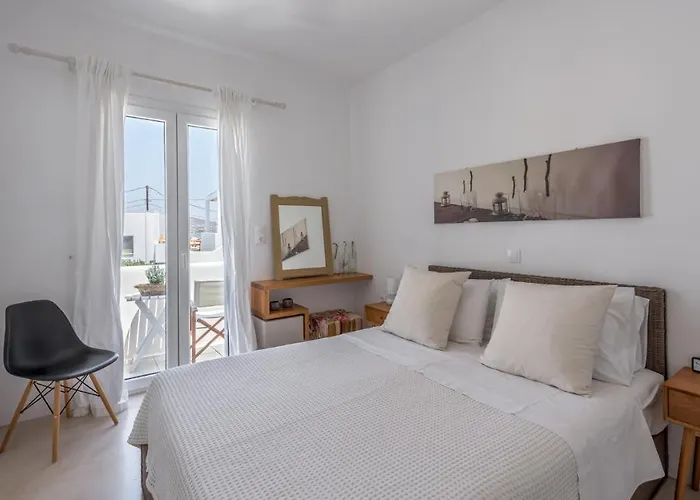 Litsa Malli * Pollonia