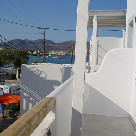 Litsa Malli Pollonia