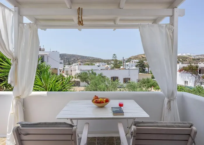 Litsa Malli * Поллония