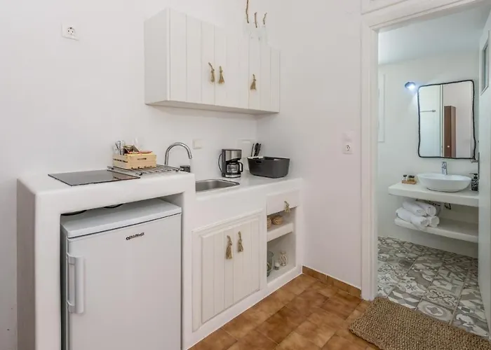 Litsa Malli Поллония